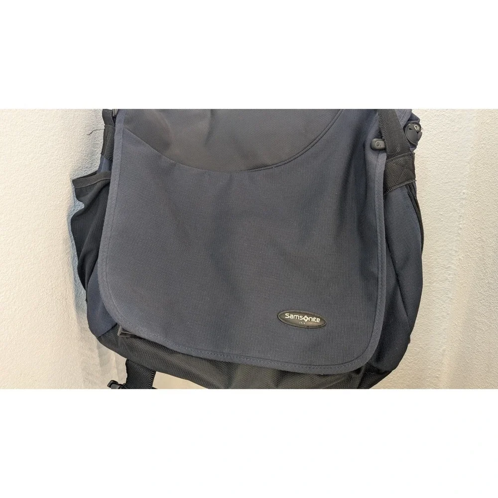 Samsonite Gray Laptop Messenger Bag Padded Shoulder Business Travel Briefcase